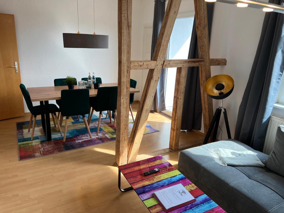 Jena City Apartment, Balkon, Sonnig, Wifi, Parkplaetze, Naehe Zentrum Bagian luar foto