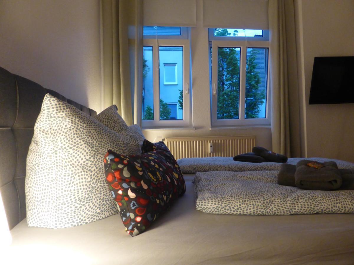 Jena City Apartment, Balkon, Sonnig, Wifi, Parkplaetze, Naehe Zentrum Bagian luar foto