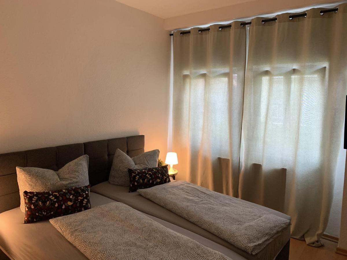 Jena City Apartment, Balkon, Sonnig, Wifi, Parkplaetze, Naehe Zentrum Bagian luar foto
