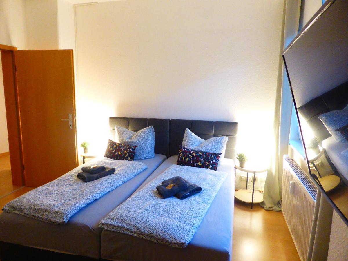 Jena City Apartment, Balkon, Sonnig, Wifi, Parkplaetze, Naehe Zentrum Bagian luar foto