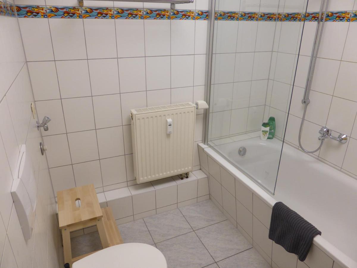 Jena City Apartment, Balkon, Sonnig, Wifi, Parkplaetze, Naehe Zentrum Bagian luar foto